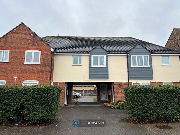 1 Bedroom Flat To Rent In Alexander Court, Romford, RM7