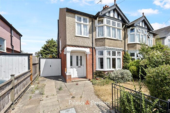 3 Bedroom Semi-Detached House For Sale In Drury Road, Colchester, Essex, CO2