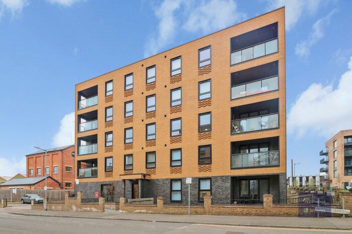 1 Bedroom Flat To Rent In Victoria Crescent, Ashford, TN23