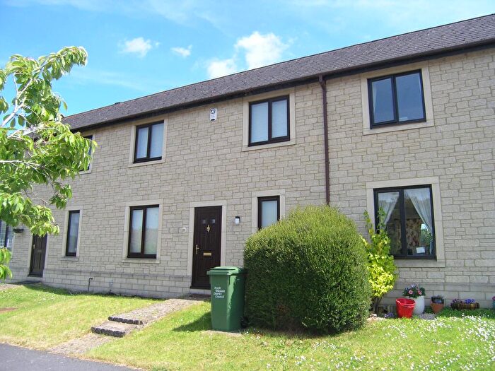 3 Bedroom House To Rent In Oldbury Prior, Calne, SN11