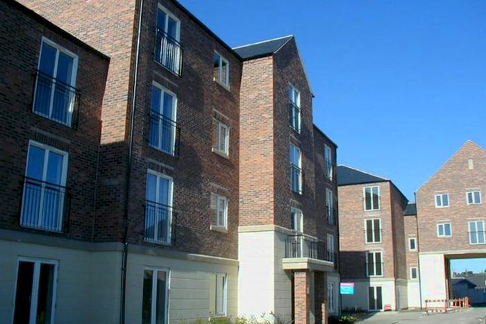 2 Bedroom Flat To Rent In Kingfisher House, Heron Court, York, YO10
