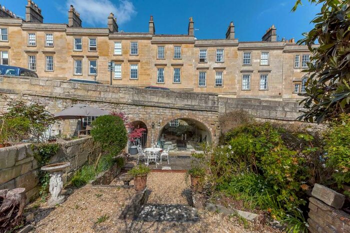 4 Bedroom House To Rent In Chatham Row, BA1