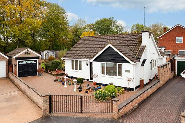 2 Bedroom Detached Bungalow For Sale In Grenville Close, Corby, NN17