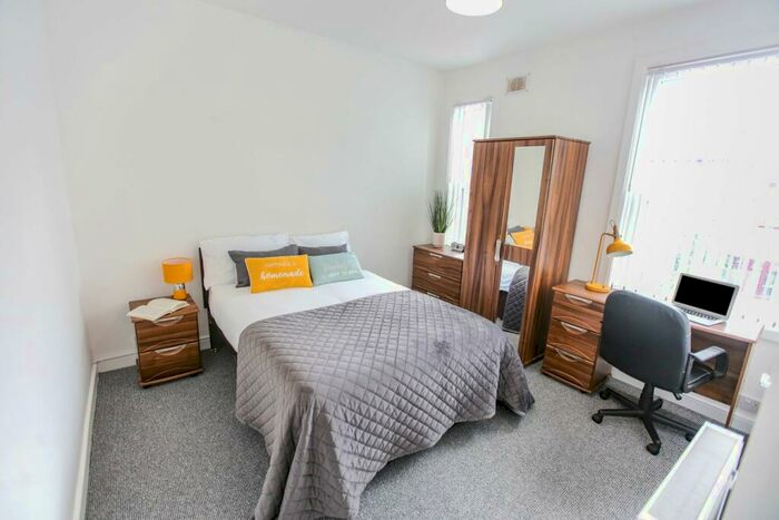 4 Bedroom House Of Multiple Occupation To Rent In Broomfield Road, Coventry, CV5