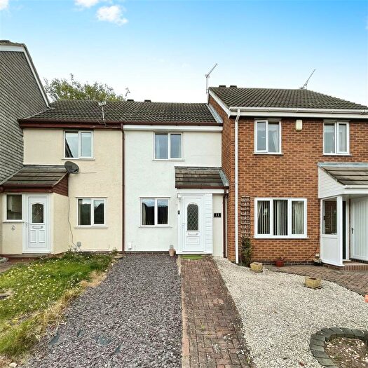 2 Bedroom Semi-Detached House To Rent In Shenington Way, Oakwood, Derby, DE21