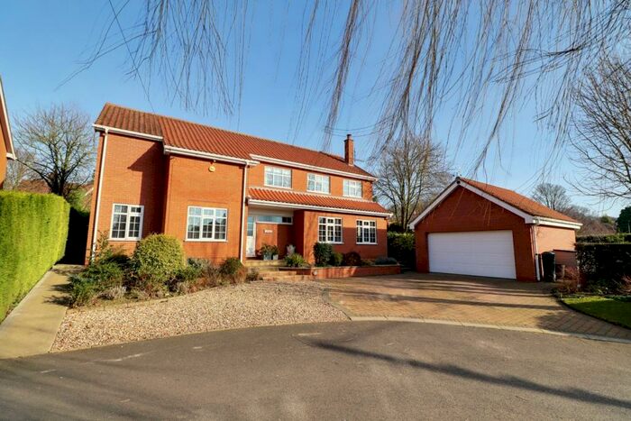 4 Bedroom Detached House For Sale In Top Road, Worlaby, Brigg, DN20