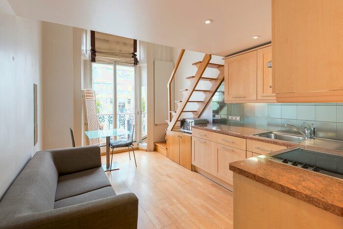 Studio To Rent In St Stephens Gardens, Bayswater, W2