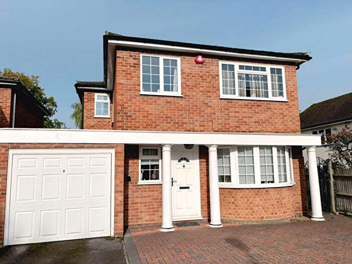 4 Bedroom Detached House To Rent In Jellicoe Gardens, Stanmore, Middlesex, HA7
