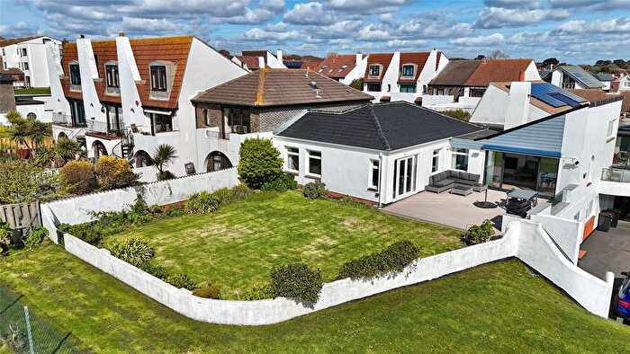 4 Bedroom End Terrace House For Sale In Needles Point, Milford On Sea, Lymington, Hampshire, SO41