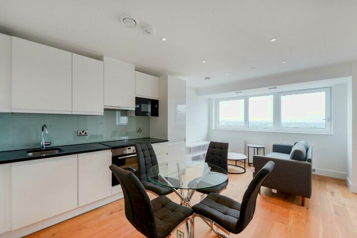 1 Bedroom Apartment To Rent In Edridge Road, Croydon, London, CR0