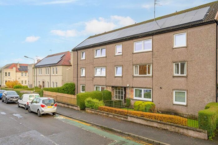 2 Bedroom Flat To Rent In Mayfield Street, St. Ninians, Stirling, FK7