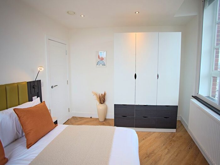 1 Bedroom Flat To Rent In Eastgate Eastgate, Leeds, LS2