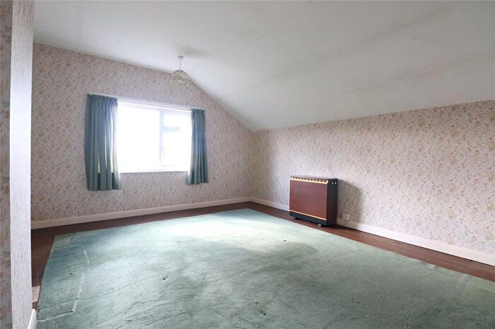2 Bedroom Semi-Detached House For Sale In Manor Road, Weedon, Northamptonshire, NN7