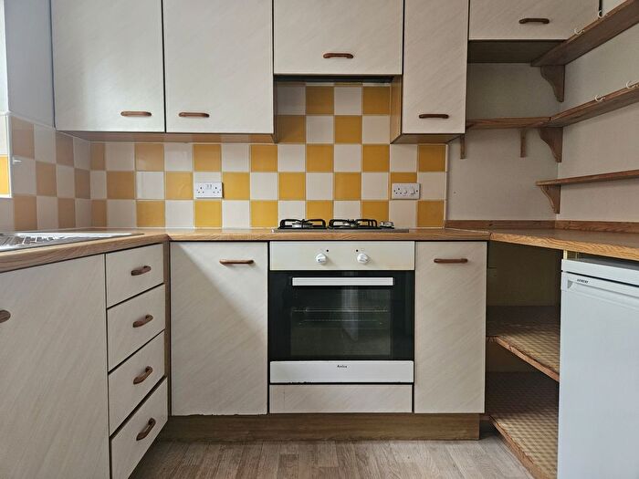 2 Bedroom End Of Terrace House To Rent In Barton Hill, Shaftesbury, Dorset, SP7