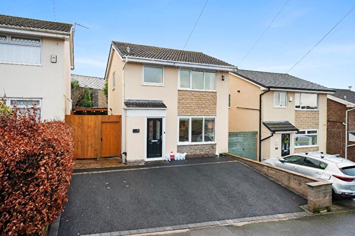 3 Bedroom Detached House For Sale In Delamere Road, Burnley, Lancashire, BB10