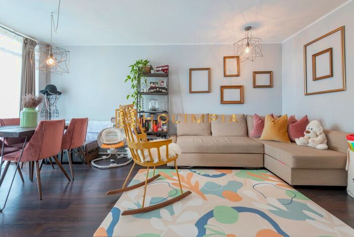 1 Bedroom Flat To Rent In The Roundway, London, N17