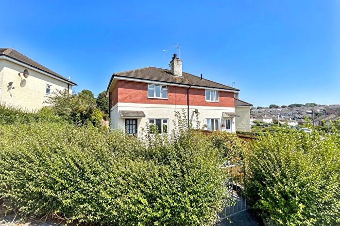3 Bedroom Semi-detached House For Sale In Shelley Way, Plymouth, Devon, PL5