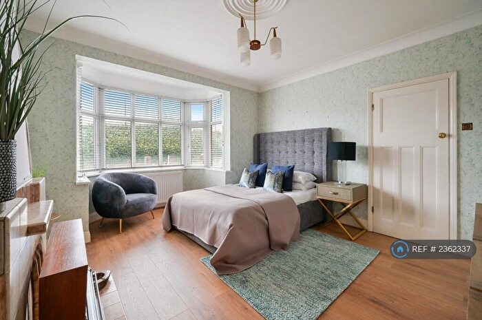 4 Bedroom Terraced House To Rent In Great Cambridge Road, London, N18