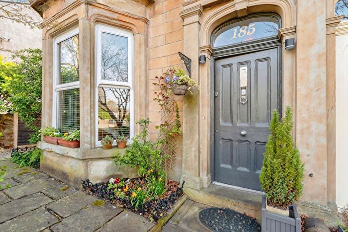 4 Bedroom Semi-Detached House For Sale In Manchester Road, Burnley, Lancashire, BB11