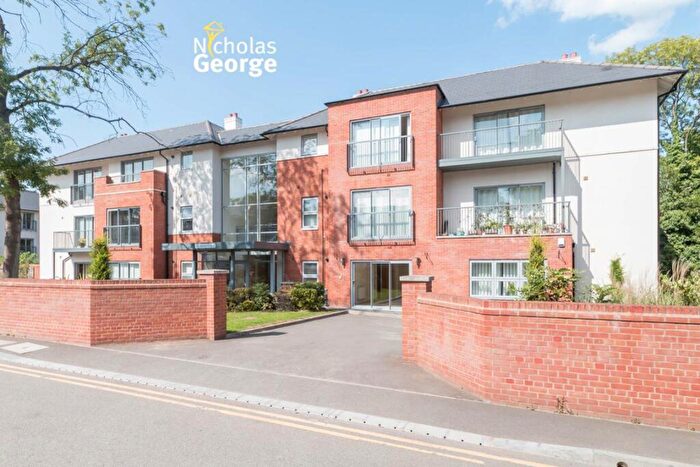1 Bedroom Property To Rent In St James Court, Edgbaston, B15