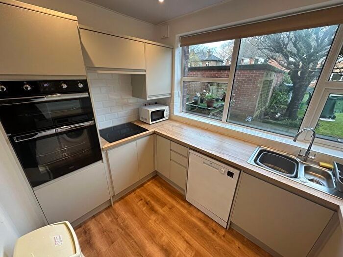 2 Bedroom Flat To Rent In Calderstones Court, Calderstones Road, Liverpool, L18