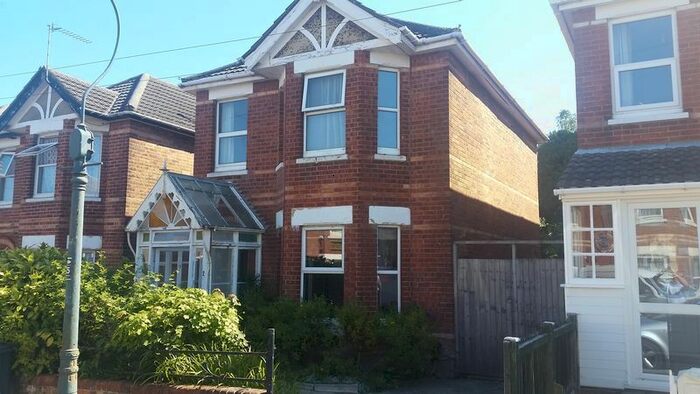 2 Bedroom Semi-Detached House To Rent In Sedgley Road, Winton, Bournemouth, BH9