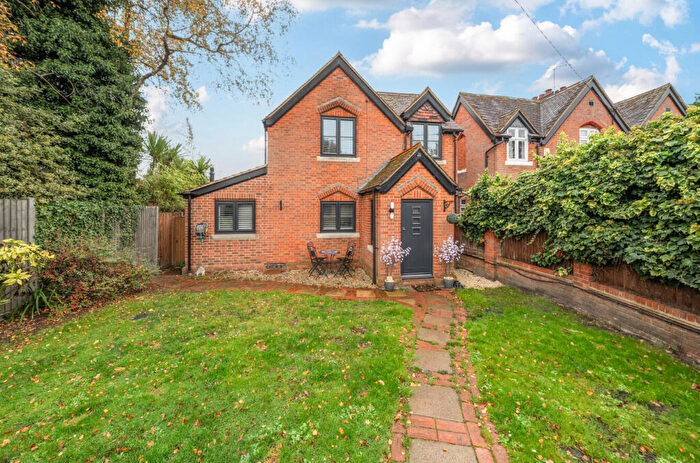 4 Bedroom Detached House For Sale In Wood End Close, Ascot, Ascot, SL5