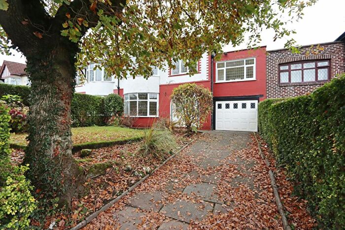 4 Bedroom House To Rent In Park Road, Prestwich, M25