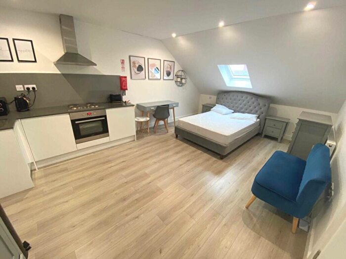 Studio To Rent In Headstone Road, Harrow, HA1