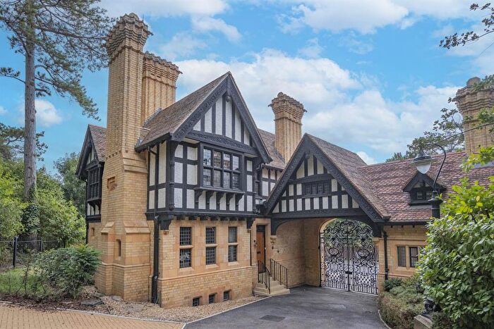 3 Bedroom Detached House For Sale In The Gatehouse, Battle Road, Worcester, Worcestershire, WR5