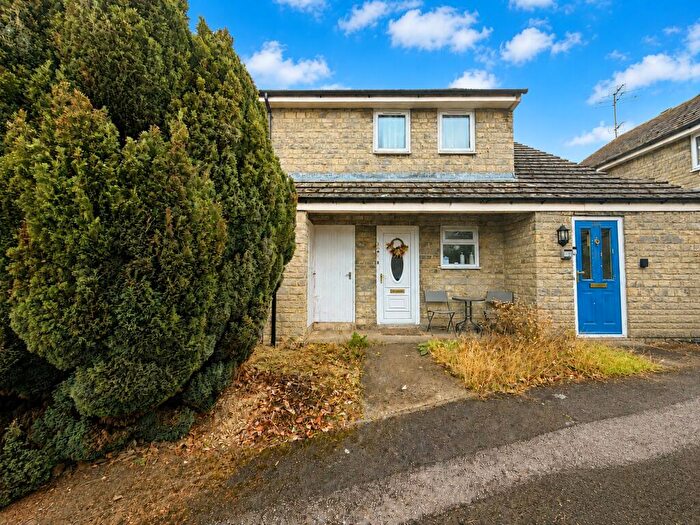 2 Bedroom Apartment To Rent In Corn Street, Witney, Oxfordshire, OX28