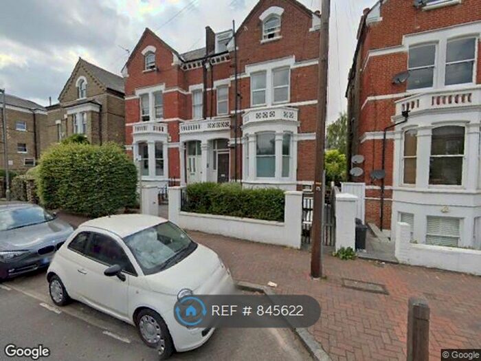 1 Bedroom Flat To Rent In Oxford Road, London, SW15