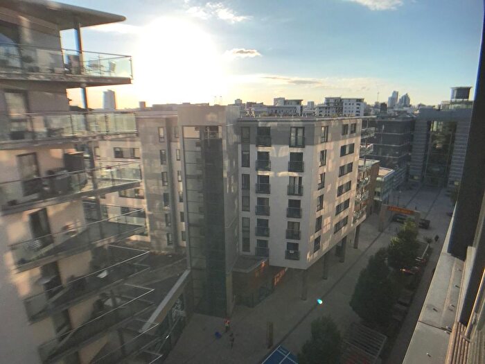 1 Bedroom Flat To Rent In Cartier House, Leeds Dock, LS10