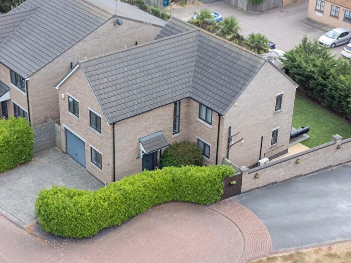 4 Bedroom Detached House For Sale In Cliff Road, Hessle, HU13