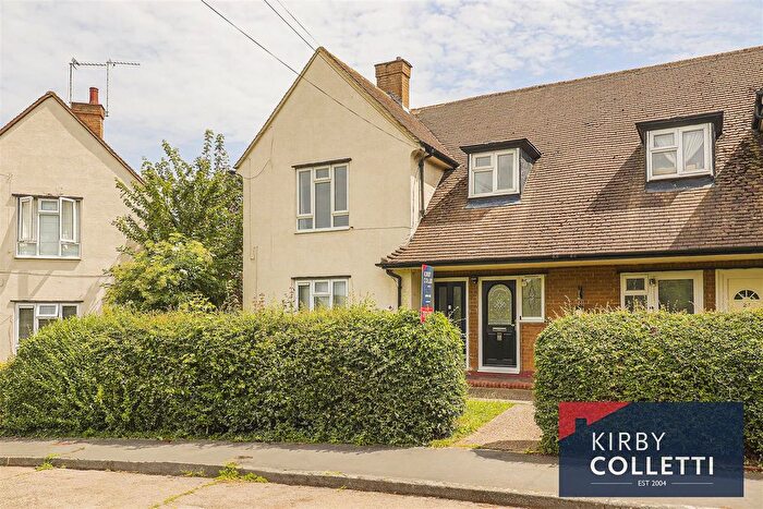 2 Bedroom Flat To Rent In St Leonards Road, Nazeing, Essex, EN9