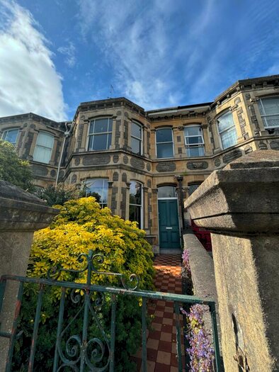 2 Bedroom Flat To Rent In Coronation Road, Southville, BS3