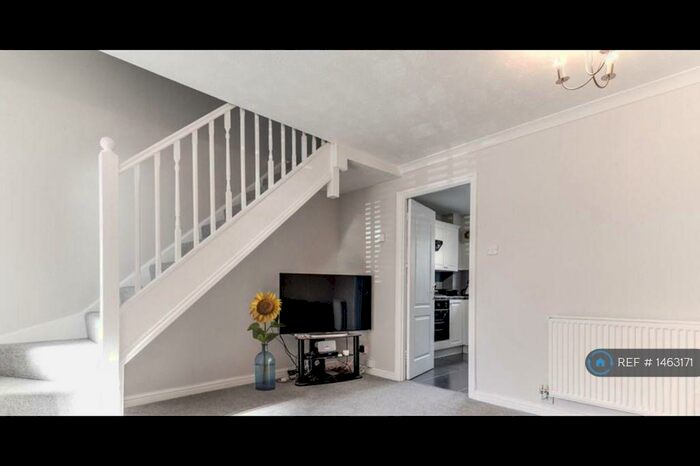 2 Bedroom Terraced House To Rent In The Belfry, Luton, LU2