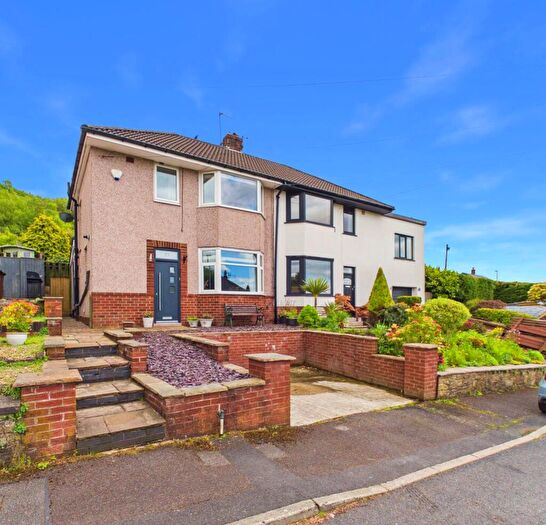 3 Bedroom Semi-Detached House For Sale In Clayton Avenue, Rawtenstall, Rossendale, Lancashire, BB4