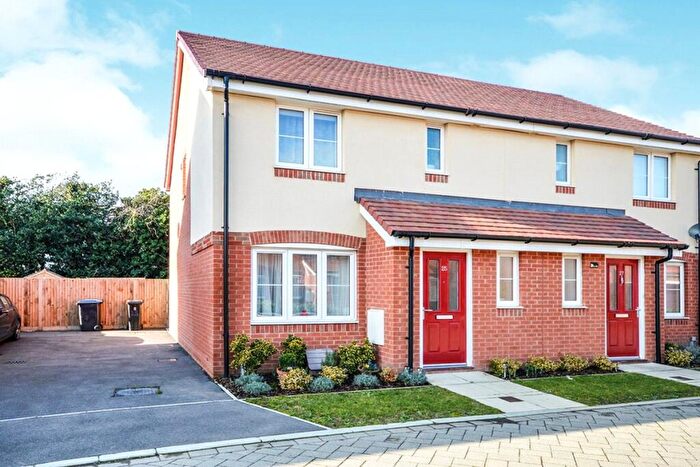 3 Bedroom Semi Detached House For Sale In Fox Road, Deal, Kent, CT14