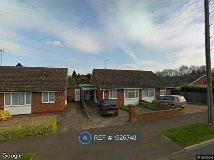 3 Bedroom Bungalow To Rent In Cromwell Avenue, Newport Pagnell, MK16