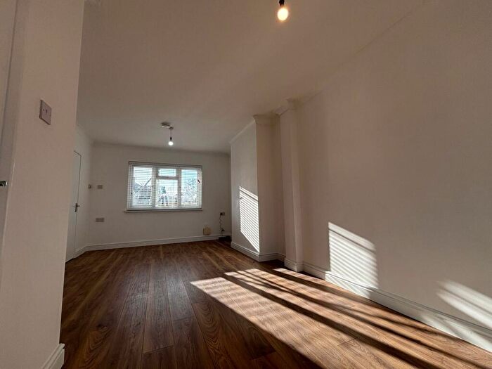 2 Bedroom Terraced House To Rent In Burnham Road, Sidcup, DA14