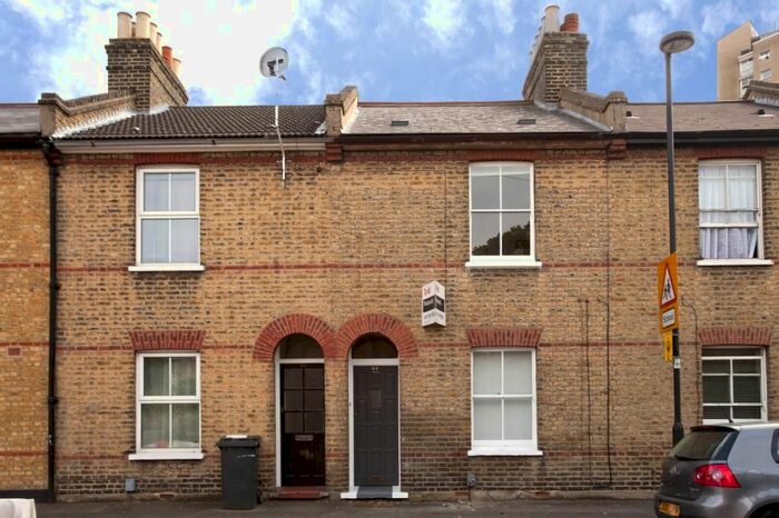 2 Bedroom Terraced House To Rent In Regent Road, London, SE24