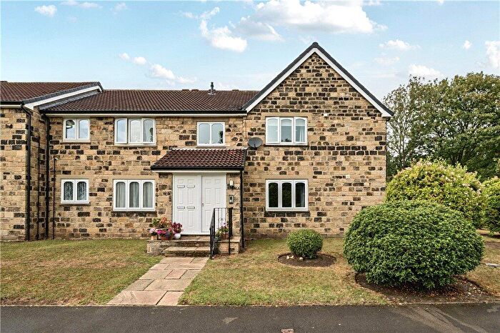 2 Bedroom Apartment For Sale In Beck Lane, Collingham, Wetherby, West Yorkshire, LS22