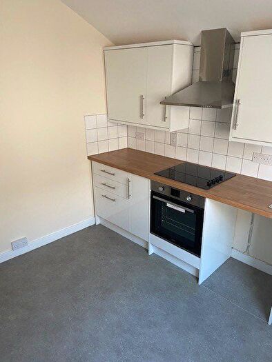 1 Bedroom Flat To Rent In Broomfield Road, Chelmsford, Essex, CM1
