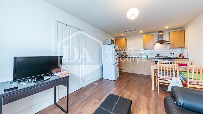 1 Bedroom Apartment To Rent In Navigator Square, Archway, London, N19