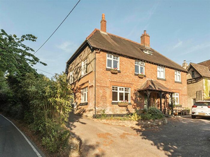 3 Bedroom Semi-Detached House For Sale In Bowden Hill, Lacock, Chippenham, SN15