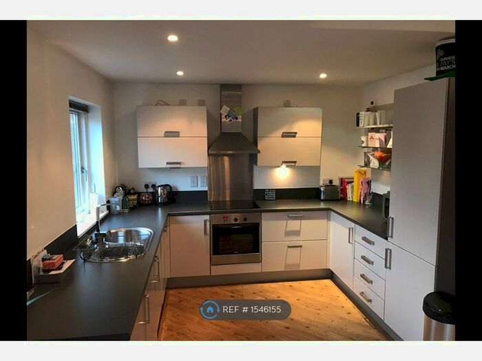 2 Bedroom Flat To Rent In Fremont, Manchester, M20