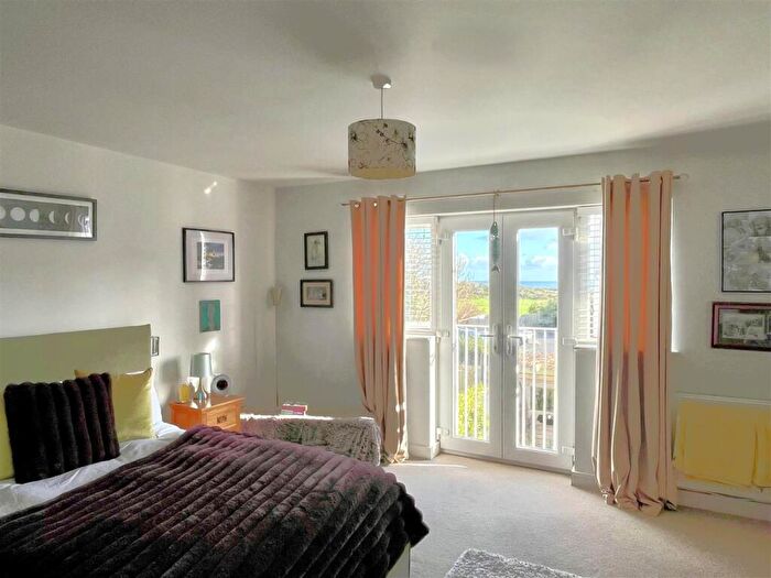 3 Bedroom Town House For Sale In Thumb Lane, Weston, Portland, DT5