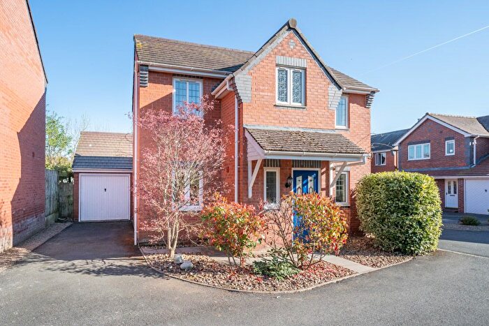 3 Bedroom Terraced House For Sale In Boraston Drive, Burford, WR15