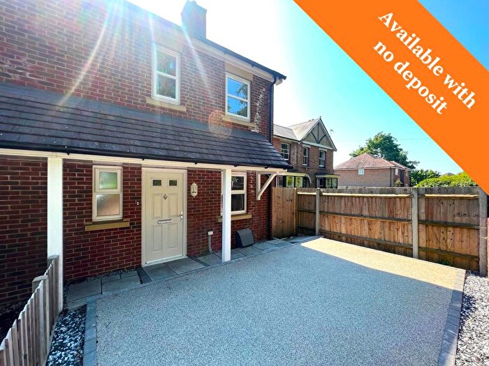3 Bedroom Semi-Detached House To Rent In Brook Lane, Sarisbury Green, Southampton, SO31